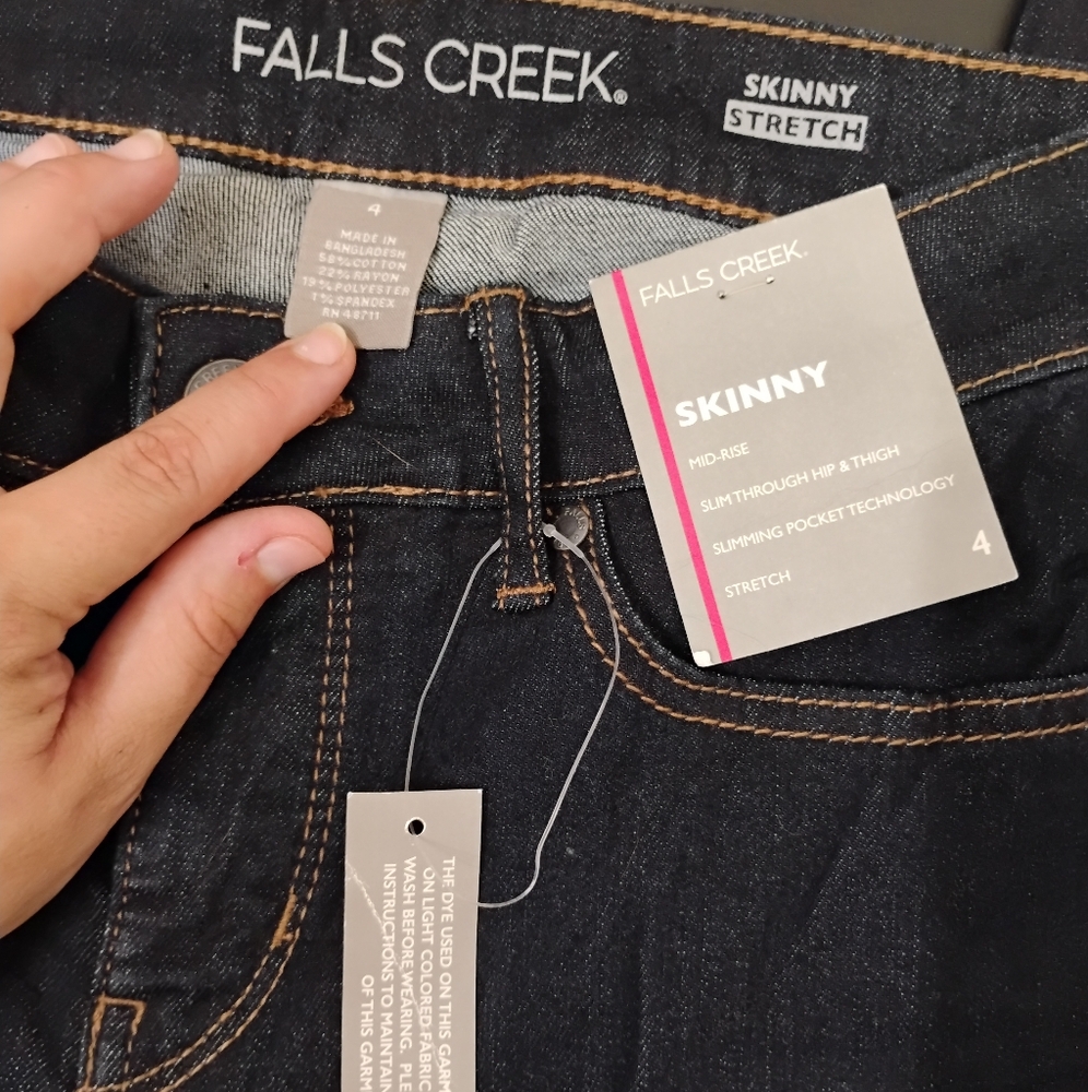 Falls Creek Women's Skinny Jeans - Black
